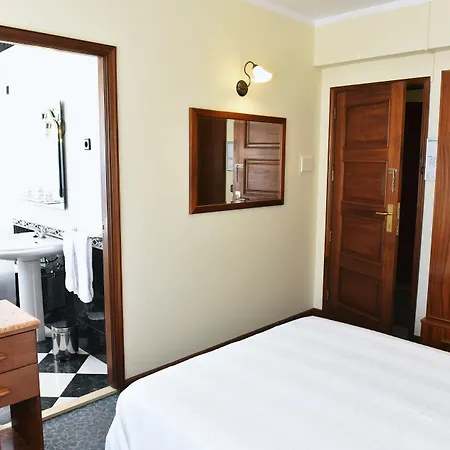 Hotel Aeroporto Maía