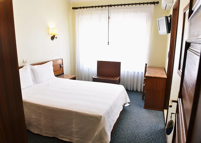 호텔 아에로포르투 2*